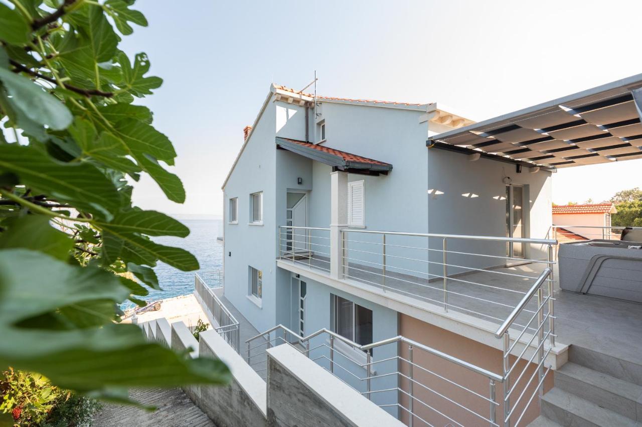Vila Apartments Marina Blato  Eksteriør billede