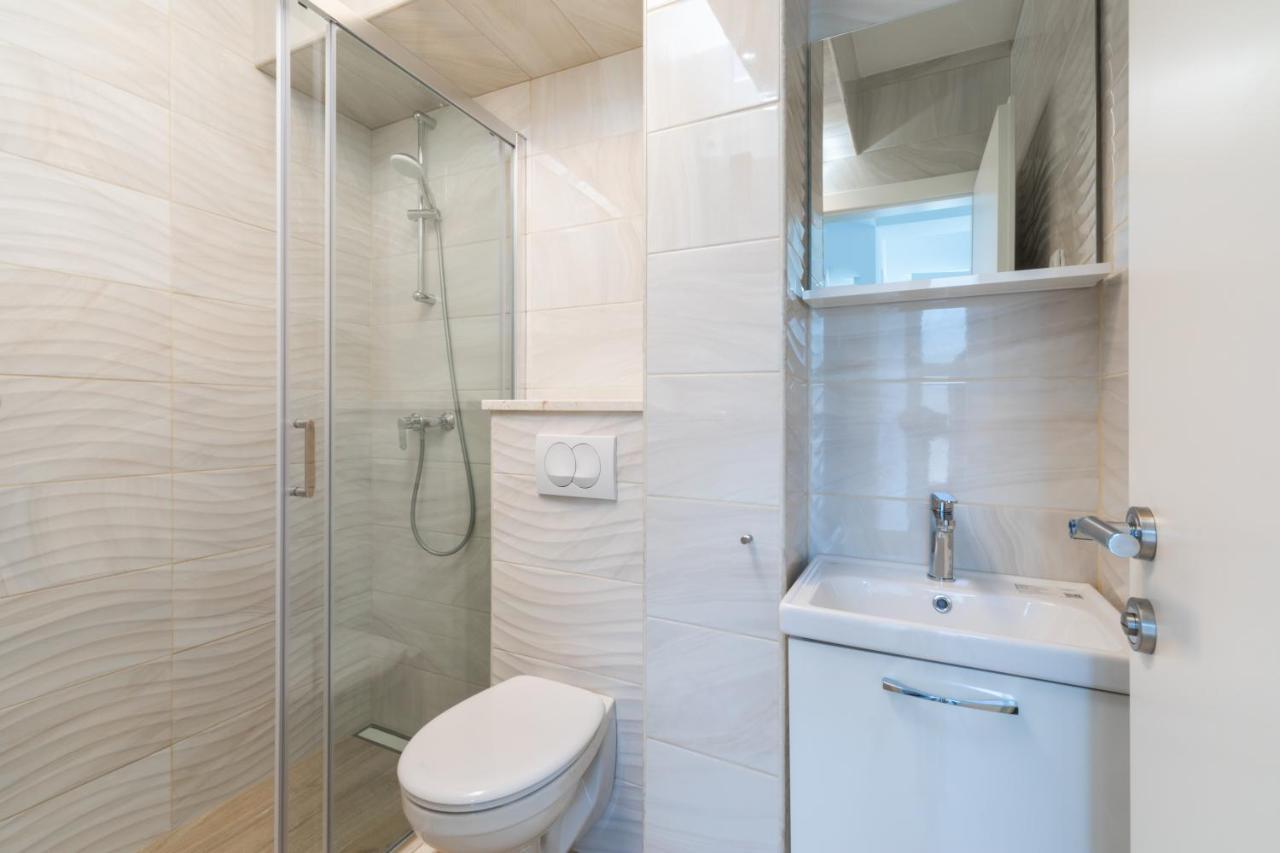 Vila Apartments Marina Blato  Eksteriør billede