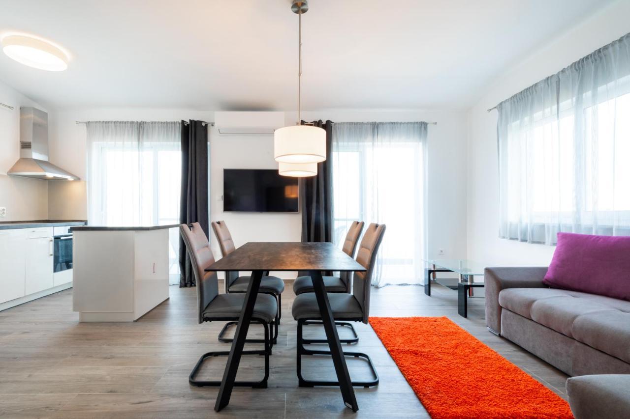 Vila Apartments Marina Blato  Eksteriør billede